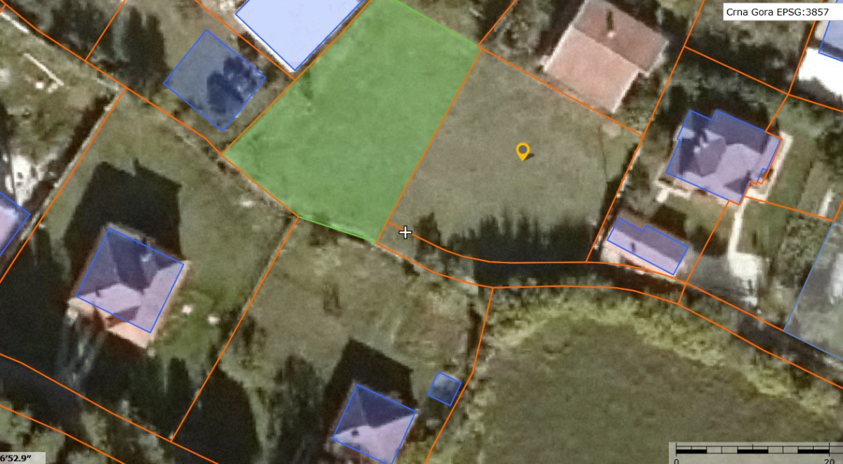 Prodaje se urbanizovan plac u blizini kasarne u Maslinama